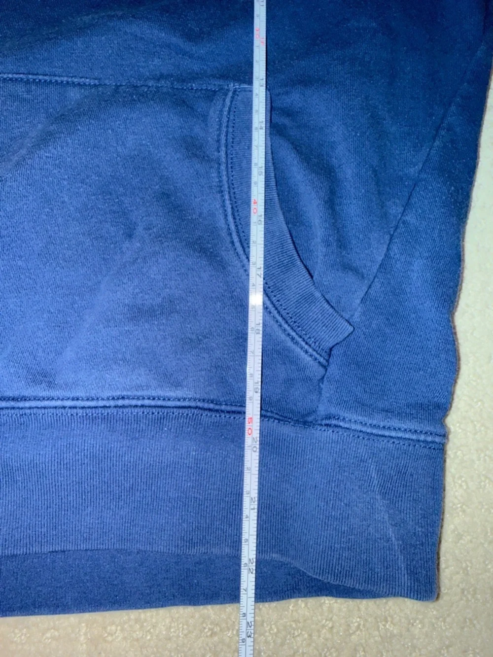 University of Delaware blue hens hooded hoodie sweatshirt with pockets - Picture 5 of 6